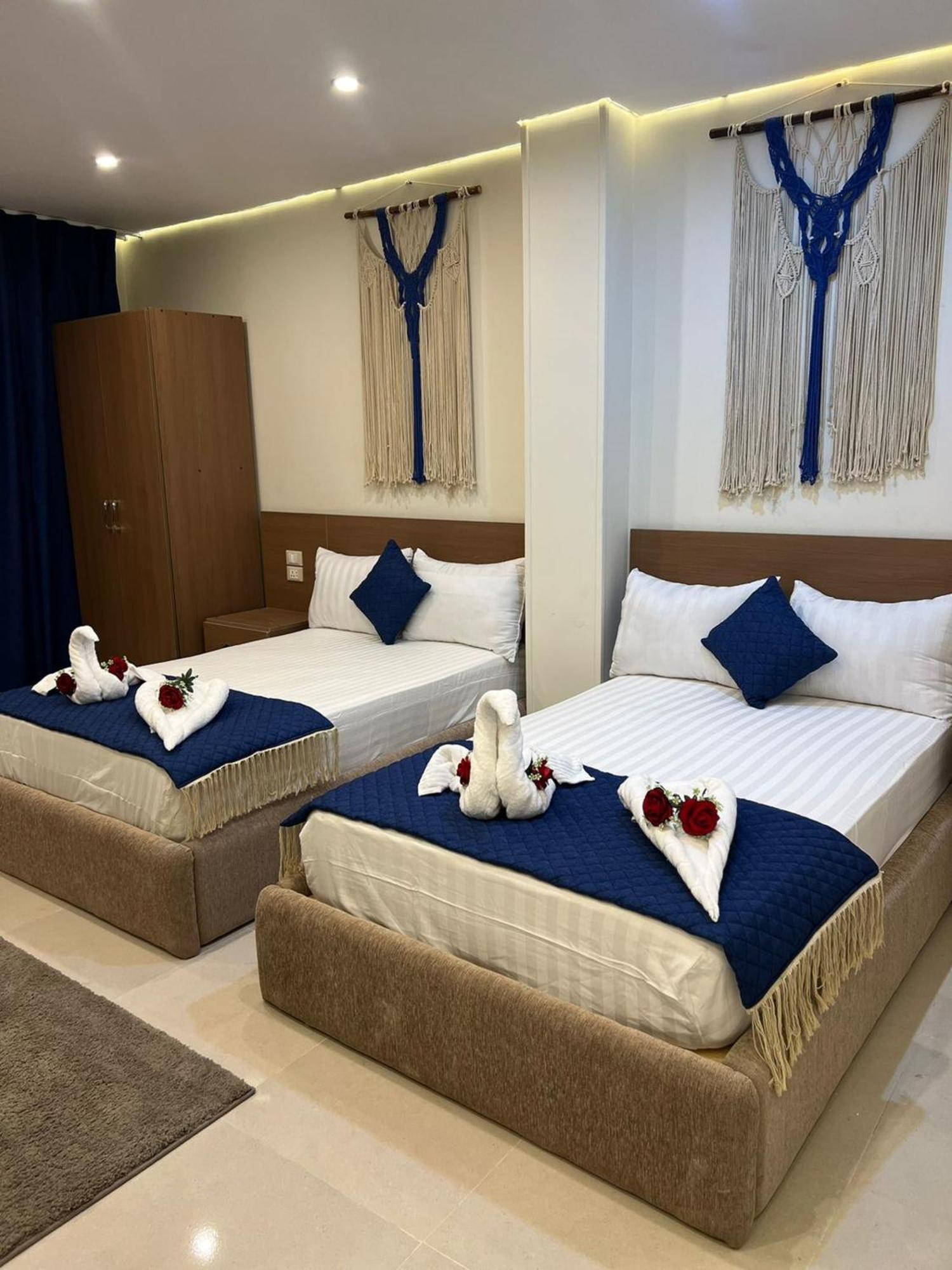 Town Hotel Кайро Екстериор снимка