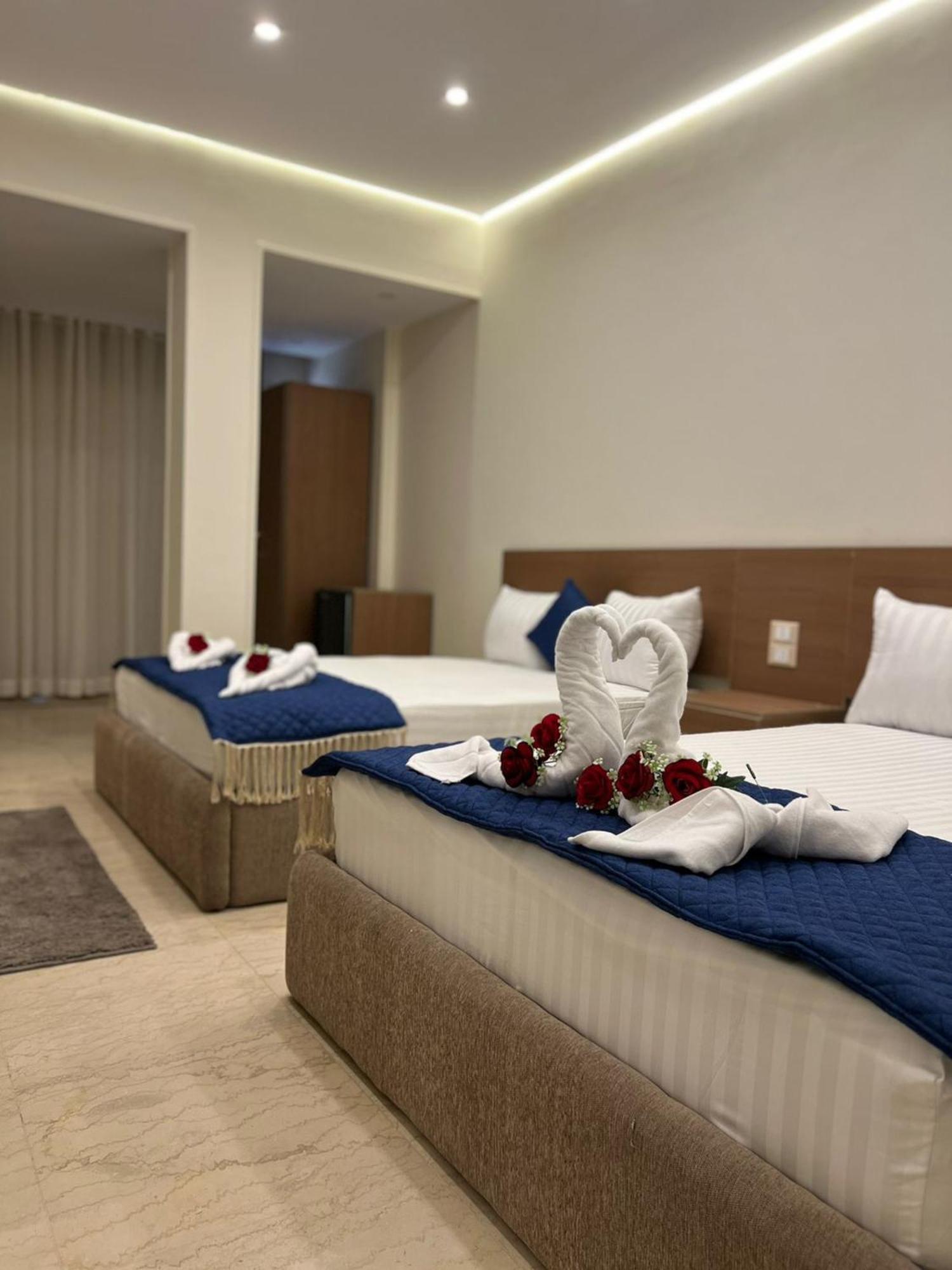 Town Hotel Кайро Екстериор снимка